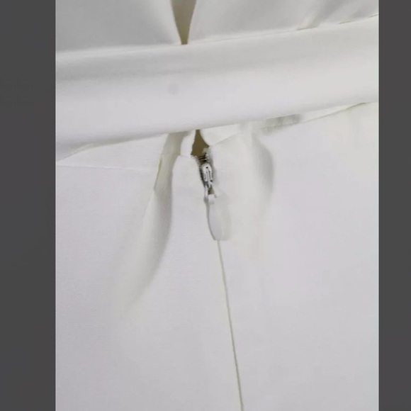 Do+Be Sleeveless V Neck Lace Trim skinny leg Jumpsuit White w cinching belt - Picture 6 of 6